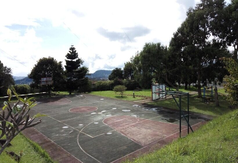 בית מלון כפרי Berlian Resort