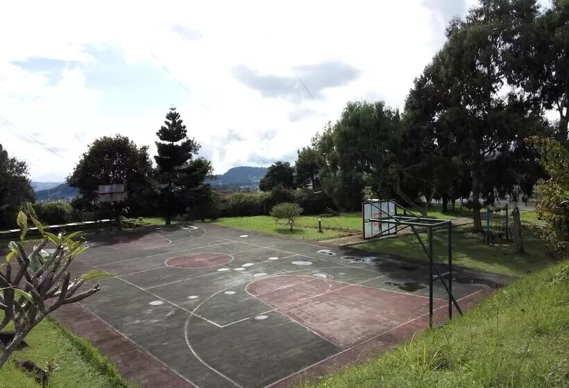 فندق Berlian Resort