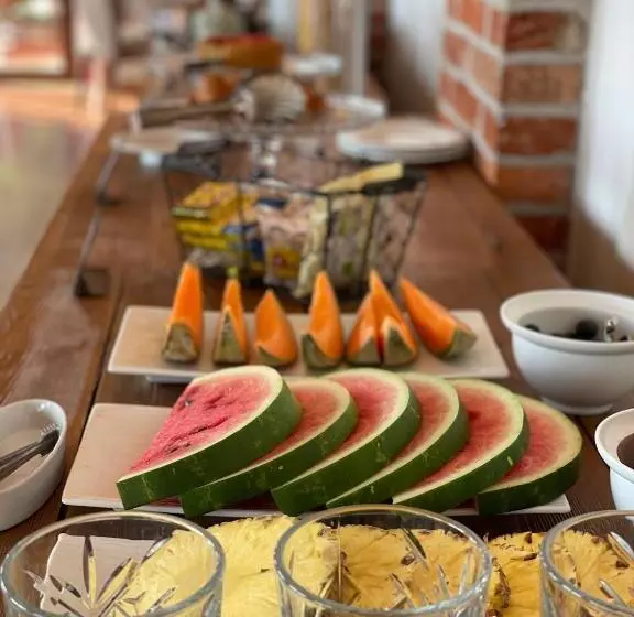 酒店 Elliot Osteria E Dormire In Collina