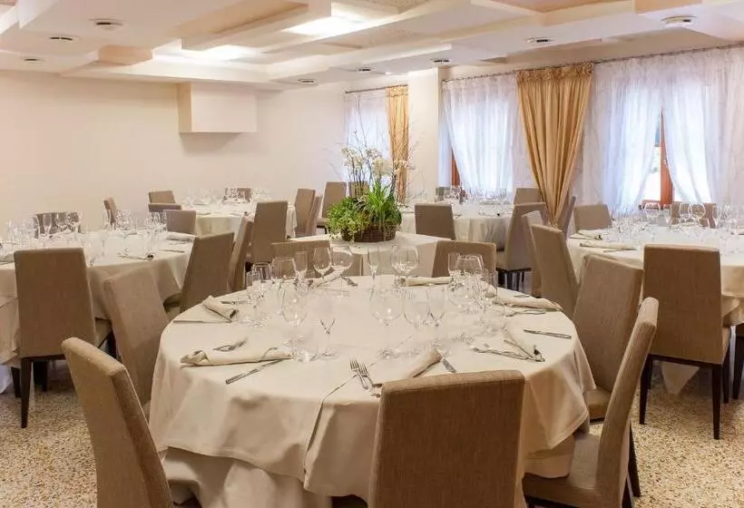 酒店 Elliot Osteria E Dormire In Collina