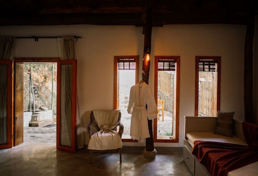 ホテル Moganshan Solvang Village Boutique