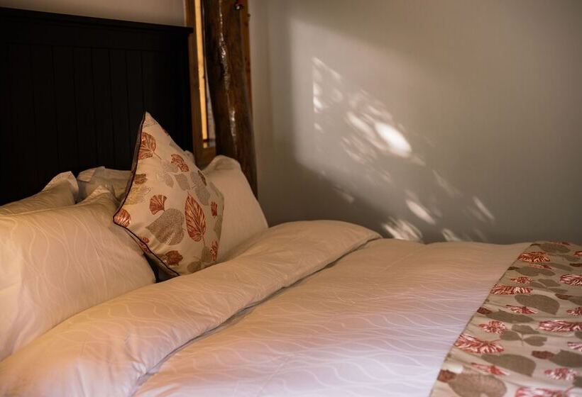 ホテル Moganshan Solvang Village Boutique