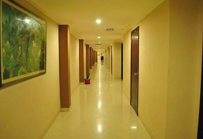 Отель Nuansa Indah