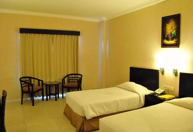 Отель Nuansa Indah