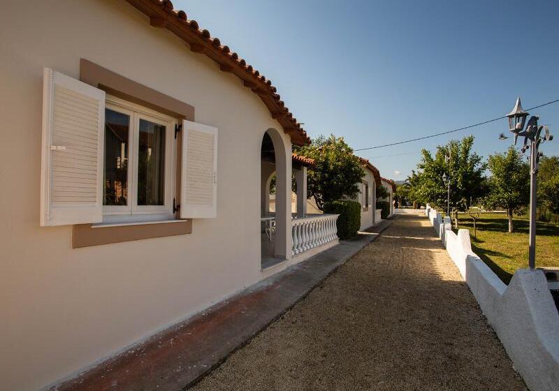 호텔 Paradise Village