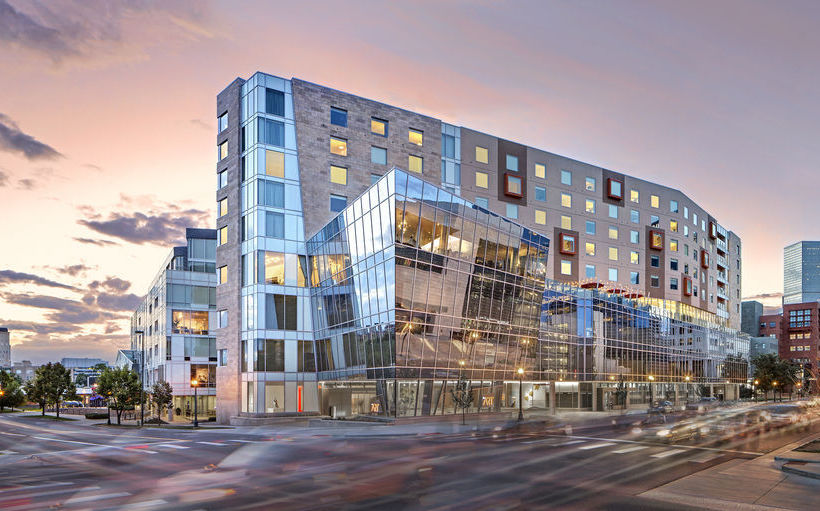 The Art Hotel Denver, Curio Collection By Hilton