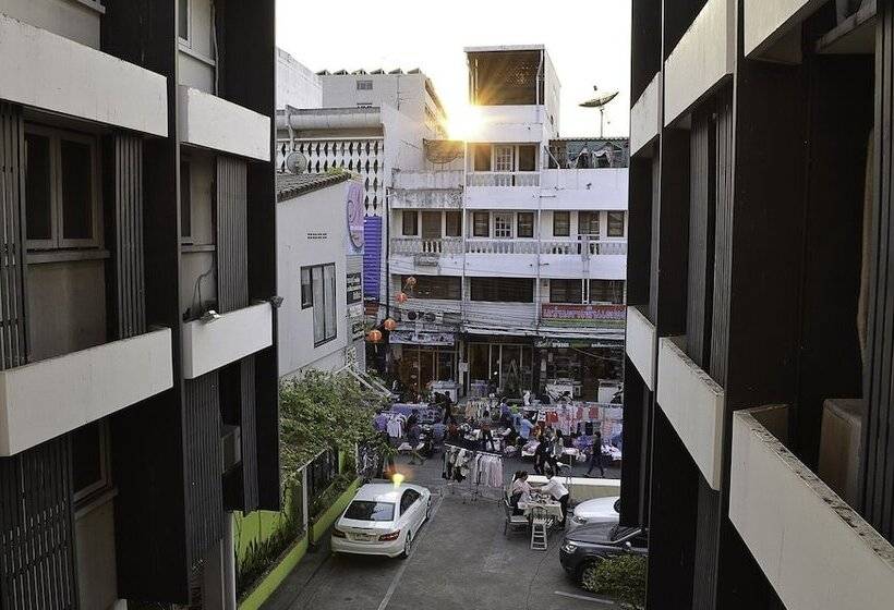 فندق The Ratchathani