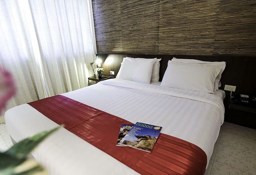 فندق The Ratchathani