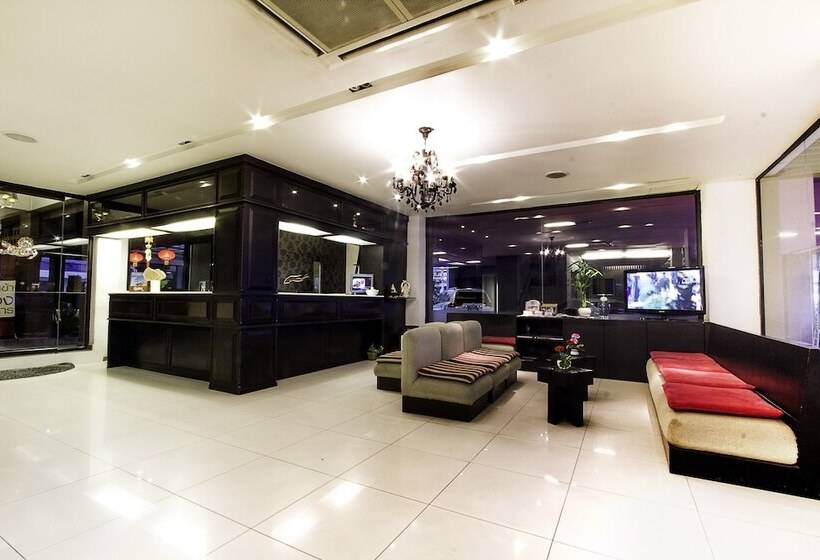 فندق The Ratchathani