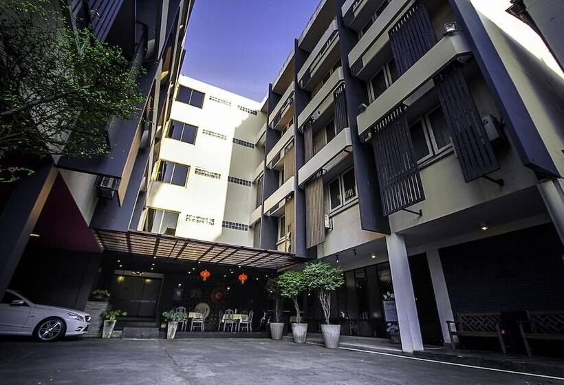 فندق The Ratchathani