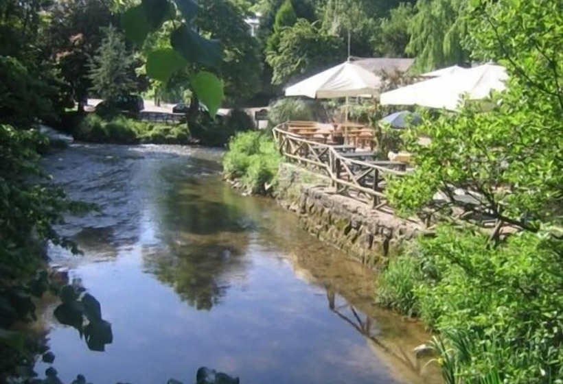 Отель The Watermans Arms