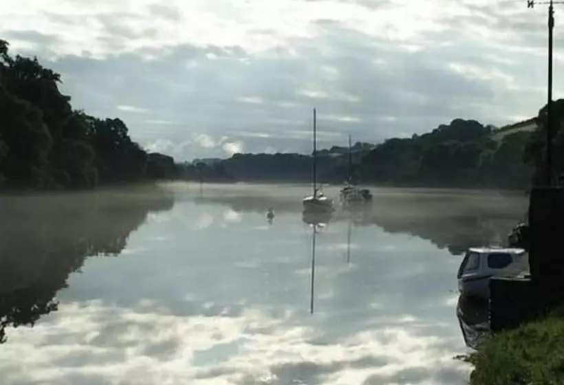 호텔 The Watermans Arms