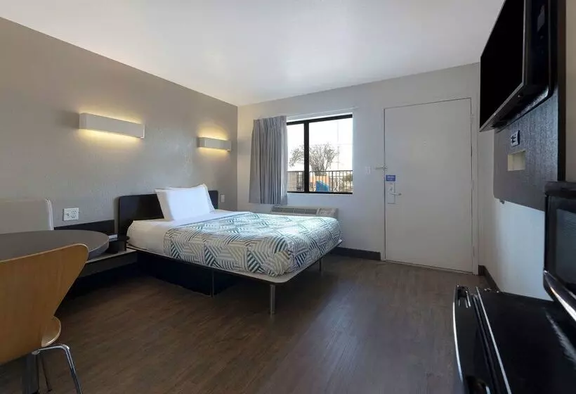 Motel 6san Antonio, Tx  West Seaworld