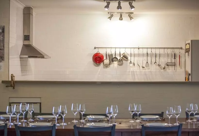 Пансион Burncroft Guest House