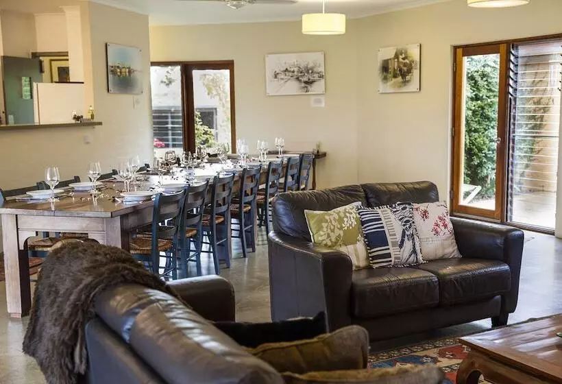 Пансион Burncroft Guest House