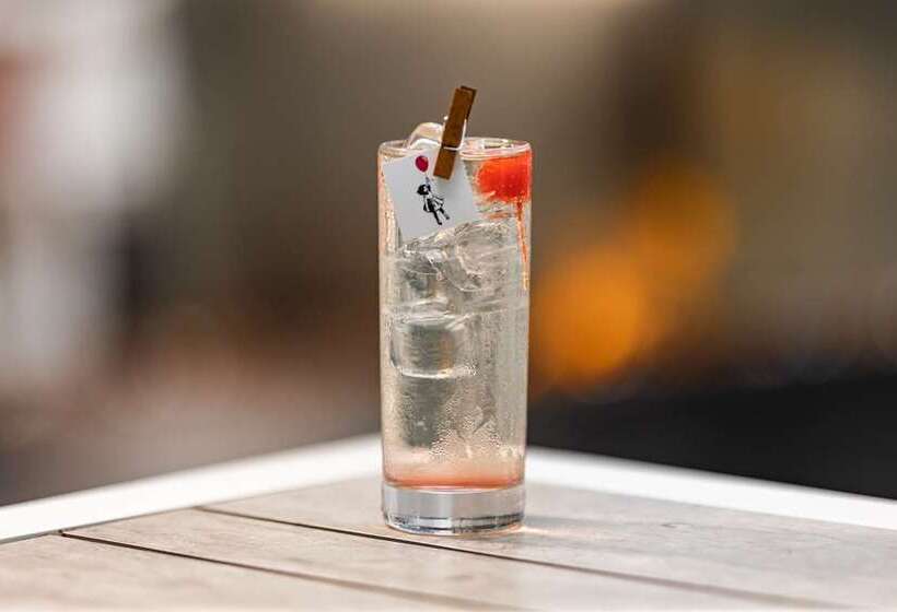 The Art Hotel Denver, Curio Collection By Hilton