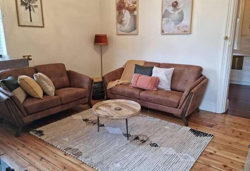 ベッドアンドブレックファースト Historic Mintaro Post Office