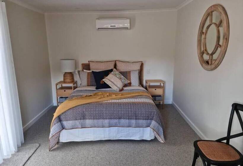 ベッドアンドブレックファースト Historic Mintaro Post Office