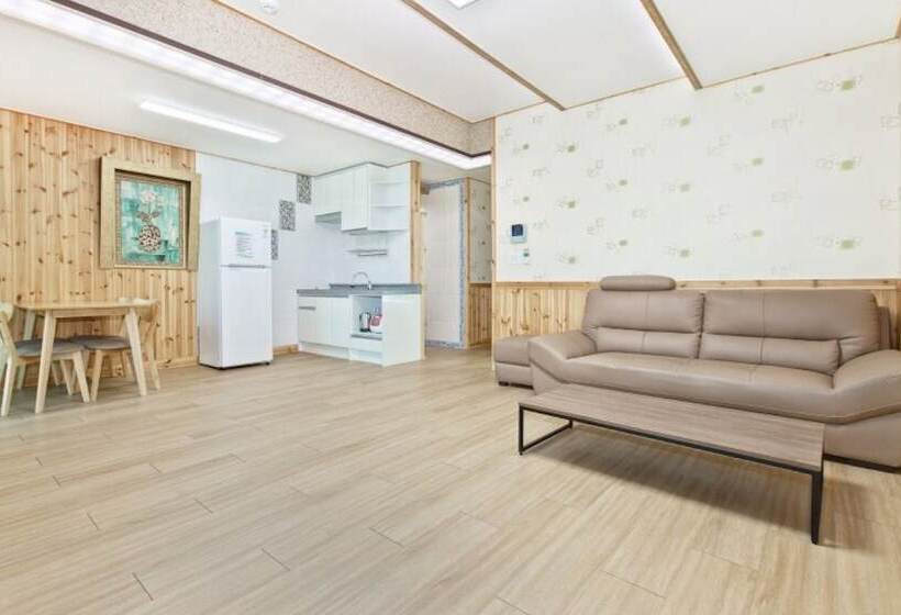 Eunseok Healing Maeul Pensionn