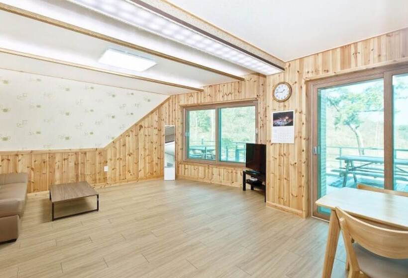 Eunseok Healing Maeul Pensionn