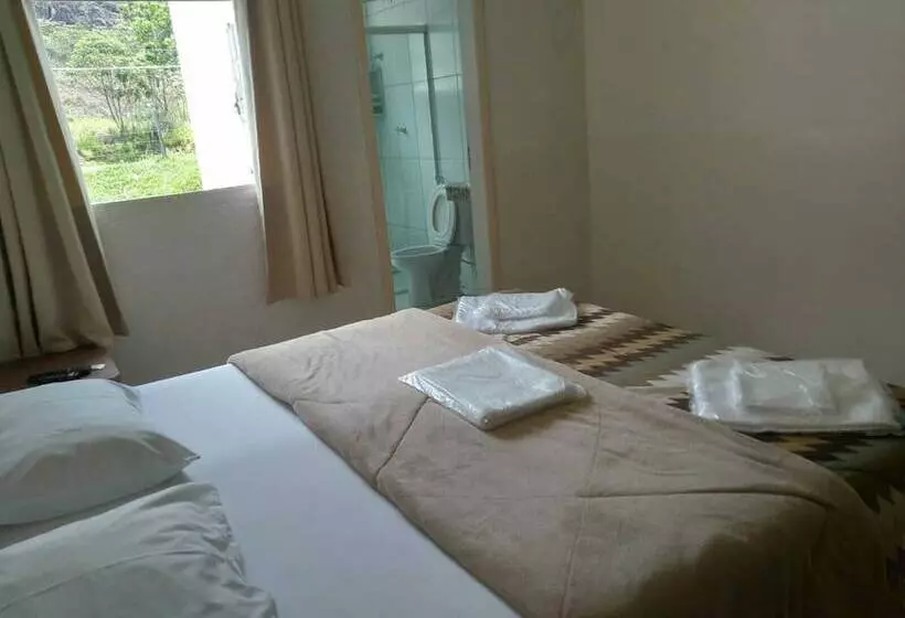 Hostelli Pousada Vila Do Biribiri