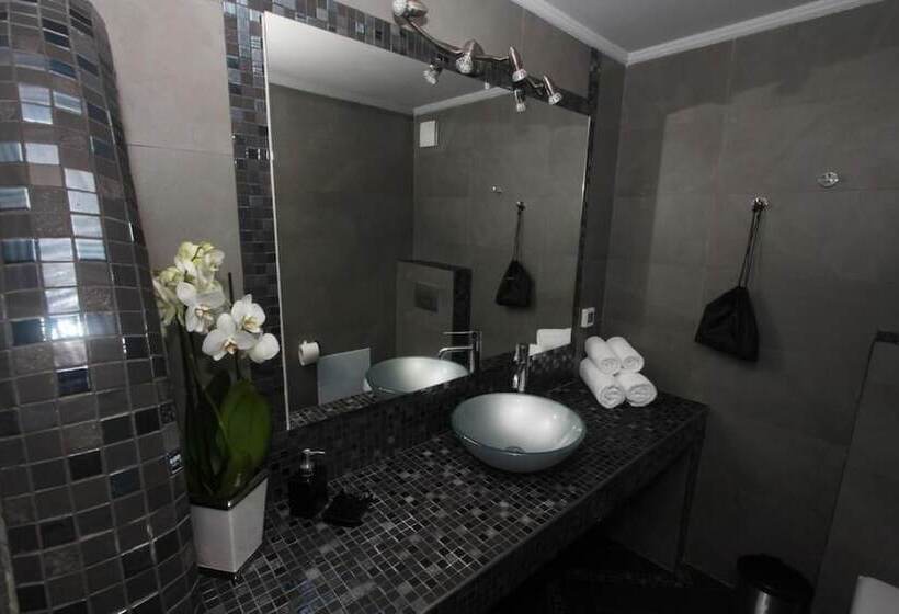 Hotel Caldera S Majesty