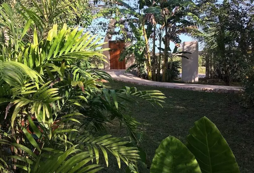 Hotelli Casa Maya Calakmul