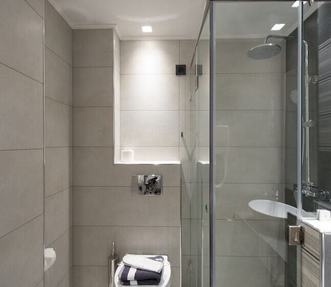 Отель Castello City