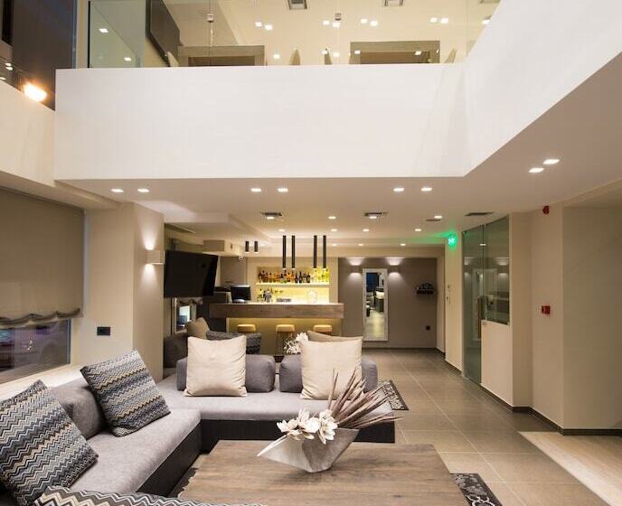 Отель Castello City