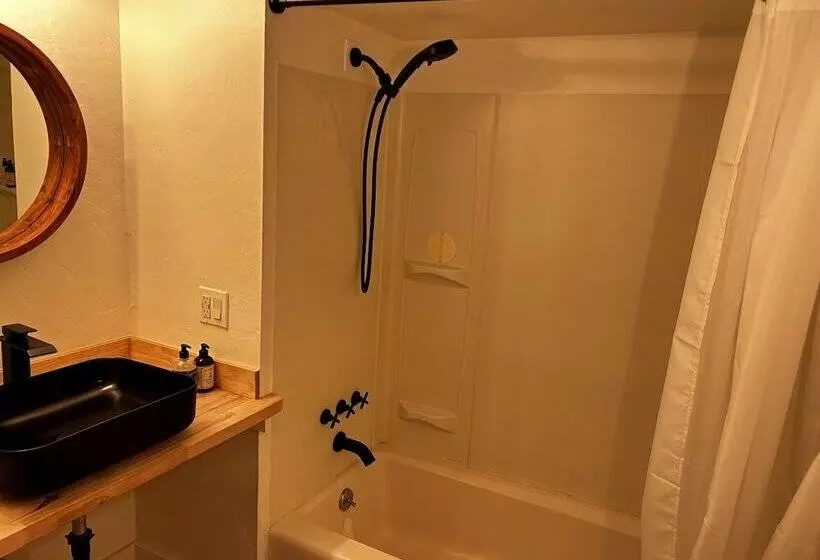 Hotelli Corduroy Boutique Lodge