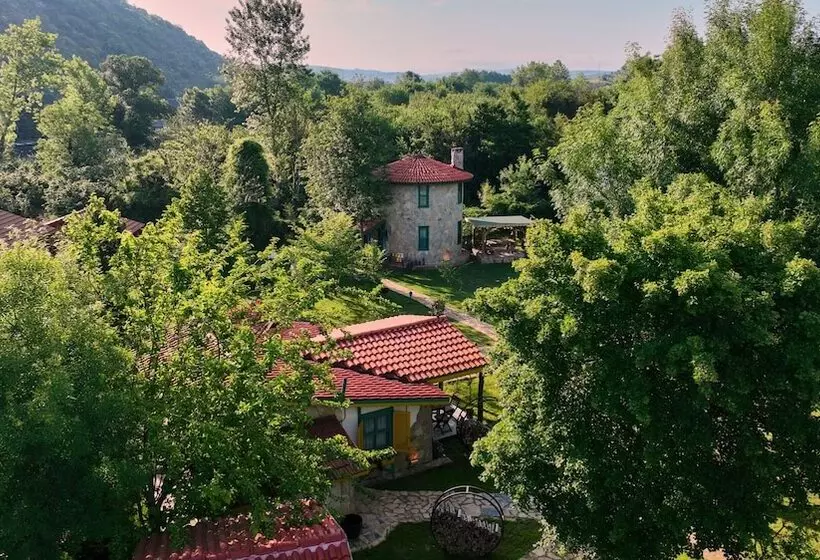 ホテル Dachas Cove