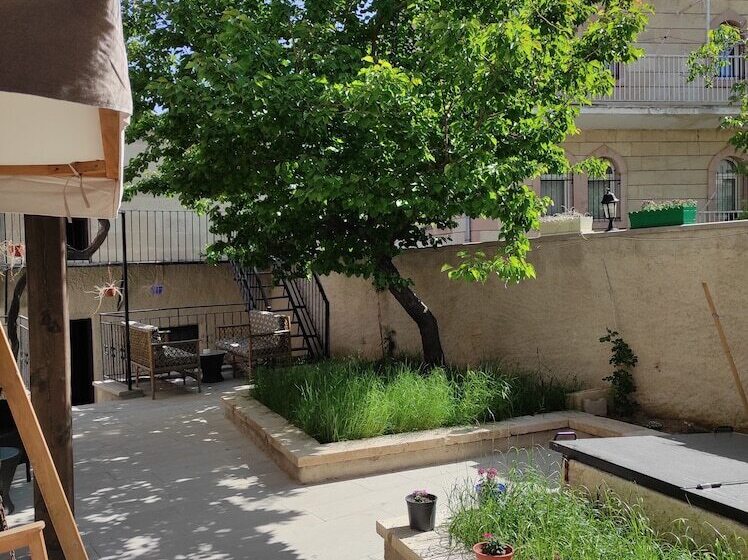 هتل Daphne Luxury Rooms