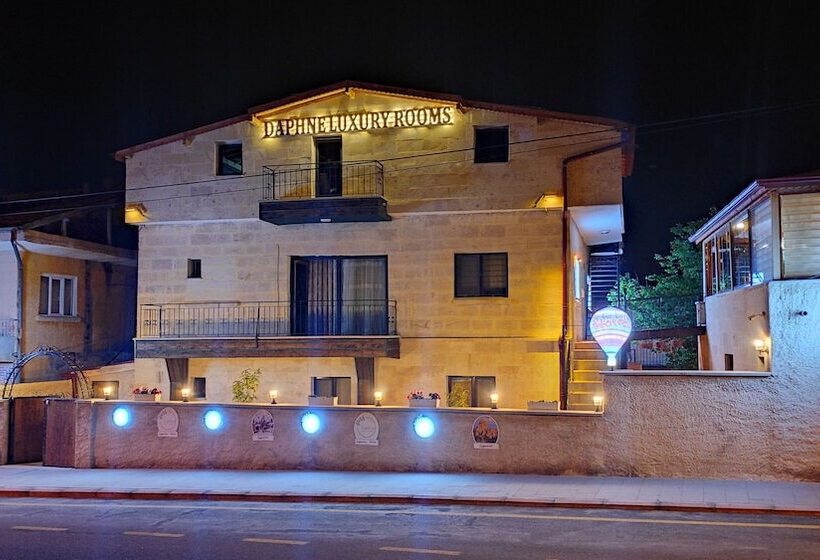 هتل Daphne Luxury Rooms