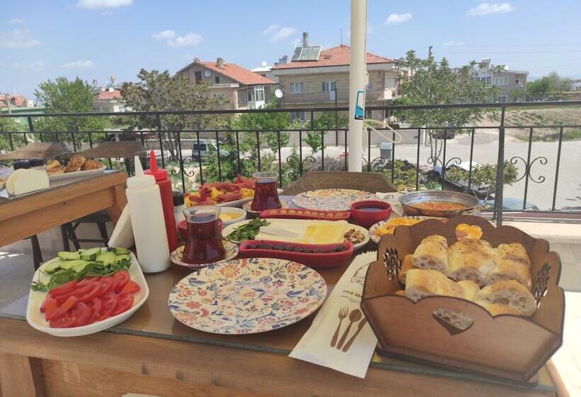 هتل Daphne Luxury Rooms