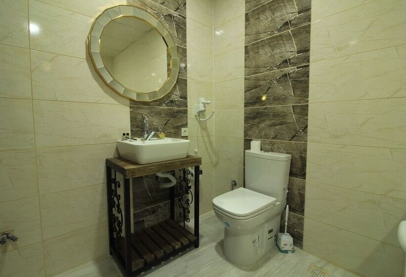 هتل Daphne Luxury Rooms