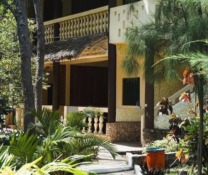 هتل Gk Palm Resort Watamu