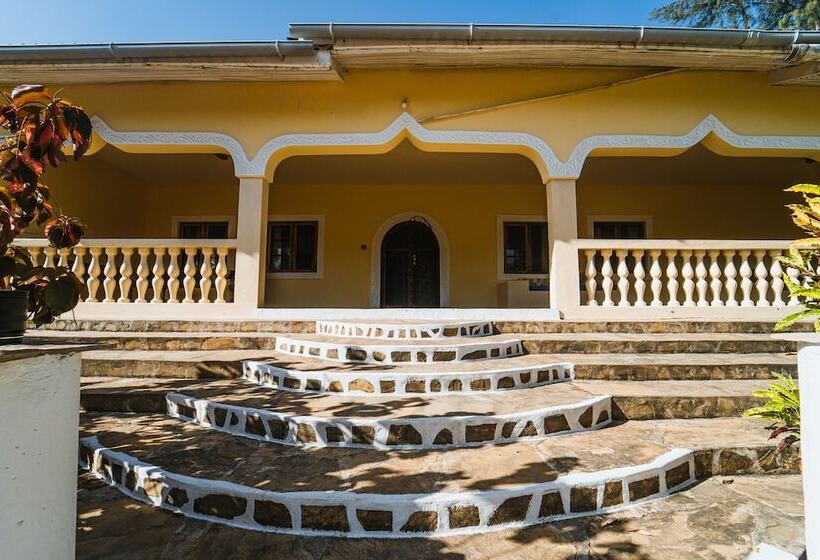 هتل Gk Palm Resort Watamu