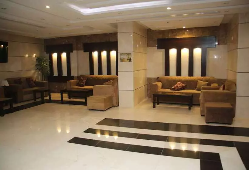 ホテル Kyona Alaziziyah