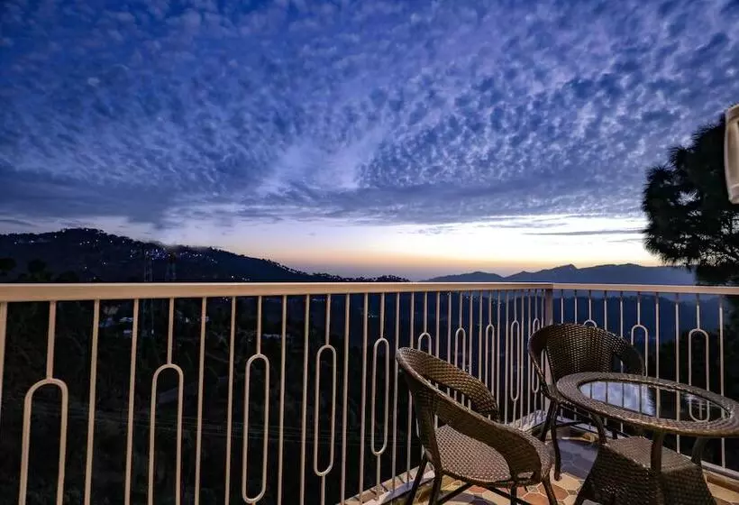 Hotelli Le Halcyon , Kasauli