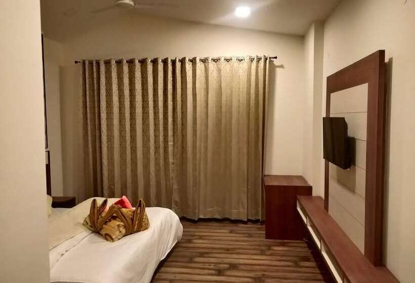 בית מלון כפרי Le Halcyon , Kasauli