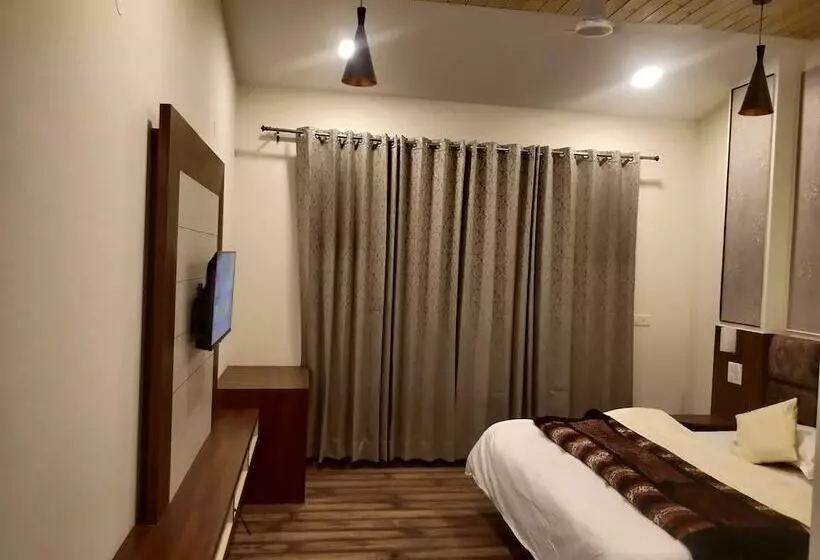 Hotelli Le Halcyon , Kasauli