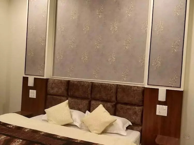 Hotelli Le Halcyon , Kasauli