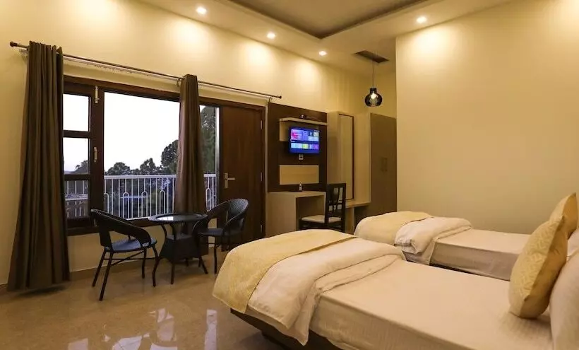 Hotelli Le Halcyon , Kasauli