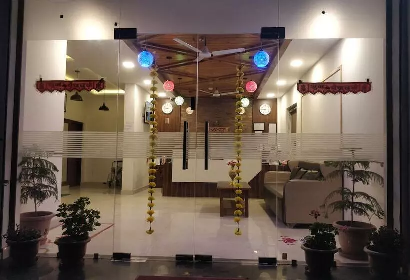 Hotelli Le Halcyon , Kasauli