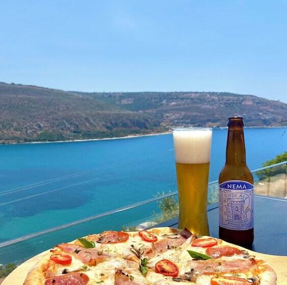 בית מלון כפרי Manifest Boutique