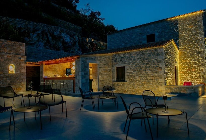 בית מלון כפרי Manifest Boutique