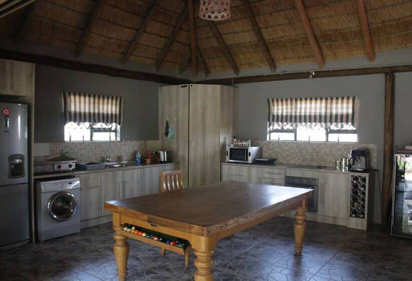 فندق Mthembuskloof Country Lodge