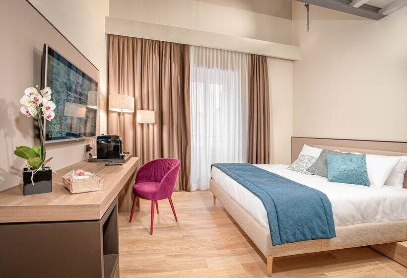 هتل Palazzo Ubertini Urban Suites