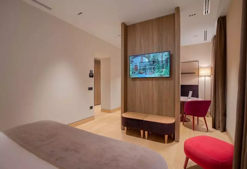 هتل Palazzo Ubertini Urban Suites