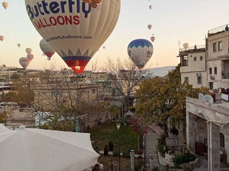 هتل Sarnich Cave Suites